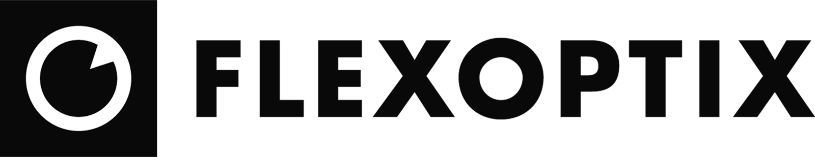 FLEXOPTIX Logo, ein schwarzes Design mit einem kreisförmigen Pfeilsymbol und dem Firmennamen in Großbuchstaben.